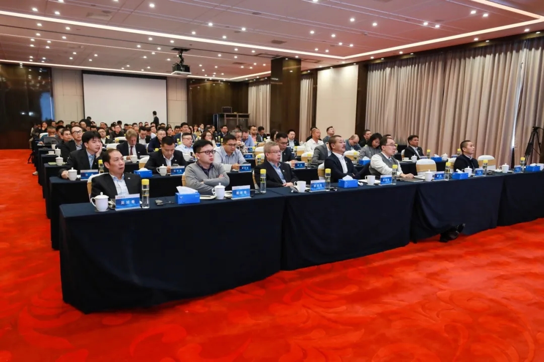 善戰(zhàn)·破局·增長——海南礦業(yè)召開2025年度工作會議