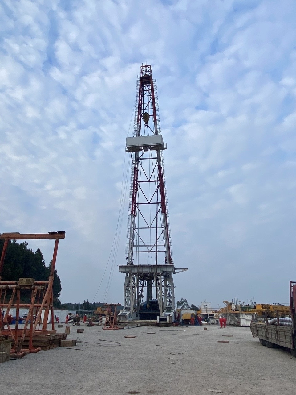 角108井組提前12天開鉆  洛克石油八角場項目增產(chǎn)加速